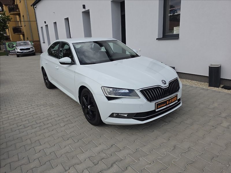 Škoda Superb III 1,4TSi 110KW DSG Style - fotka 1 z 53