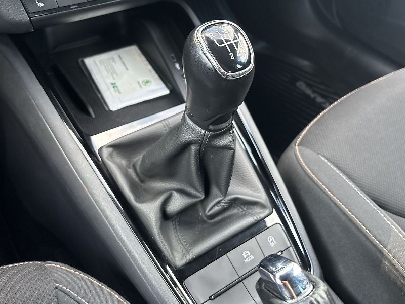 Škoda Kamiq (2023) 1.5 TSI Scoutline - fotka 15 z 30