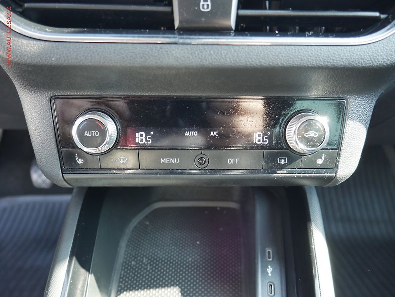 Škoda Scala (2020) 1.5TSi, 2.maj,ČR, Style, LED - fotka 20 z 21