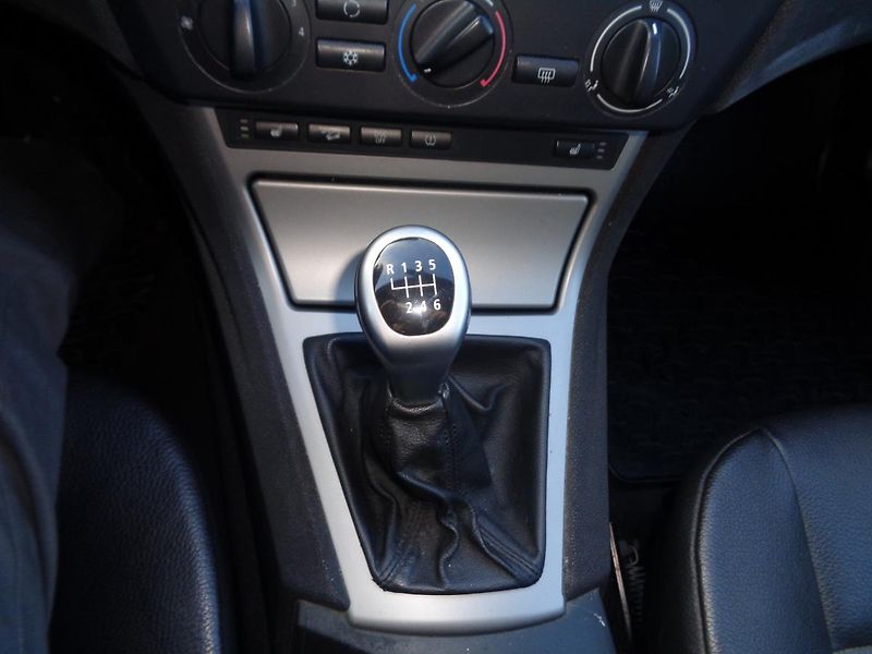 BMW X3 2,0 D - fotka 13 z 15
