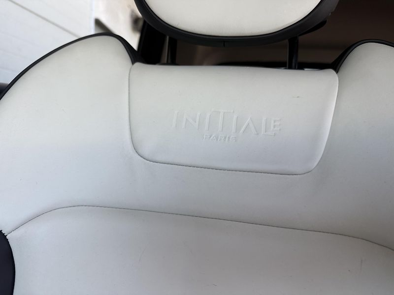 Renault Captur 1.2 TCe INITIALE PARIS  - fotka 14 z 32