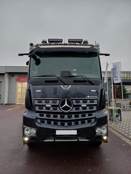 Mercedes-Benz AROCS 2546 6X2 E6 hákový nosič - fotka 3 z 10