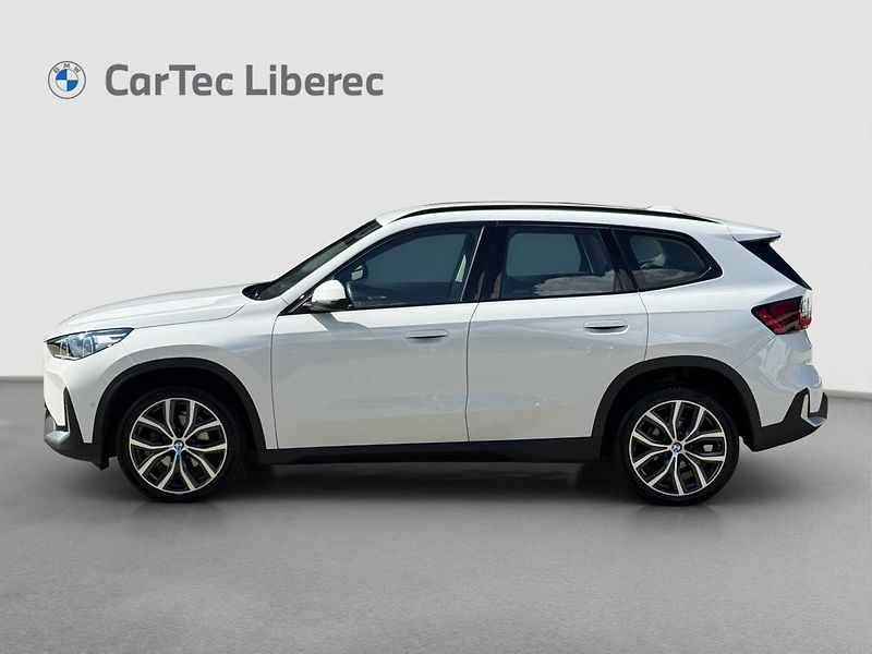 BMW X1 sDrive18d - fotka 6 z 20