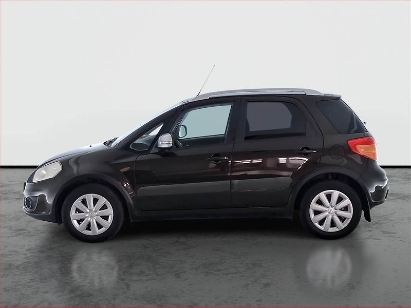 Suzuki SX4 (2013) 1.6 VVT - fotka 3 z 16