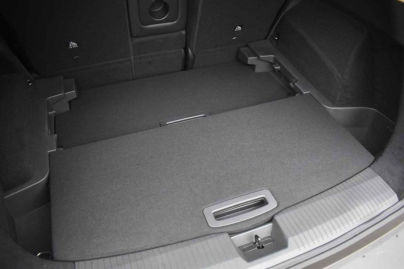 Nissan X-Trail zůstal věrný svým hodnotám i s jiným typem pohonu