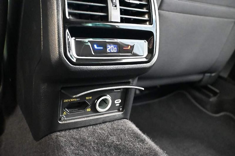 Volkswagen Passat (2023) 2.0 LED DSG ACC VIRTUAL Kamera - fotka 21 z 31