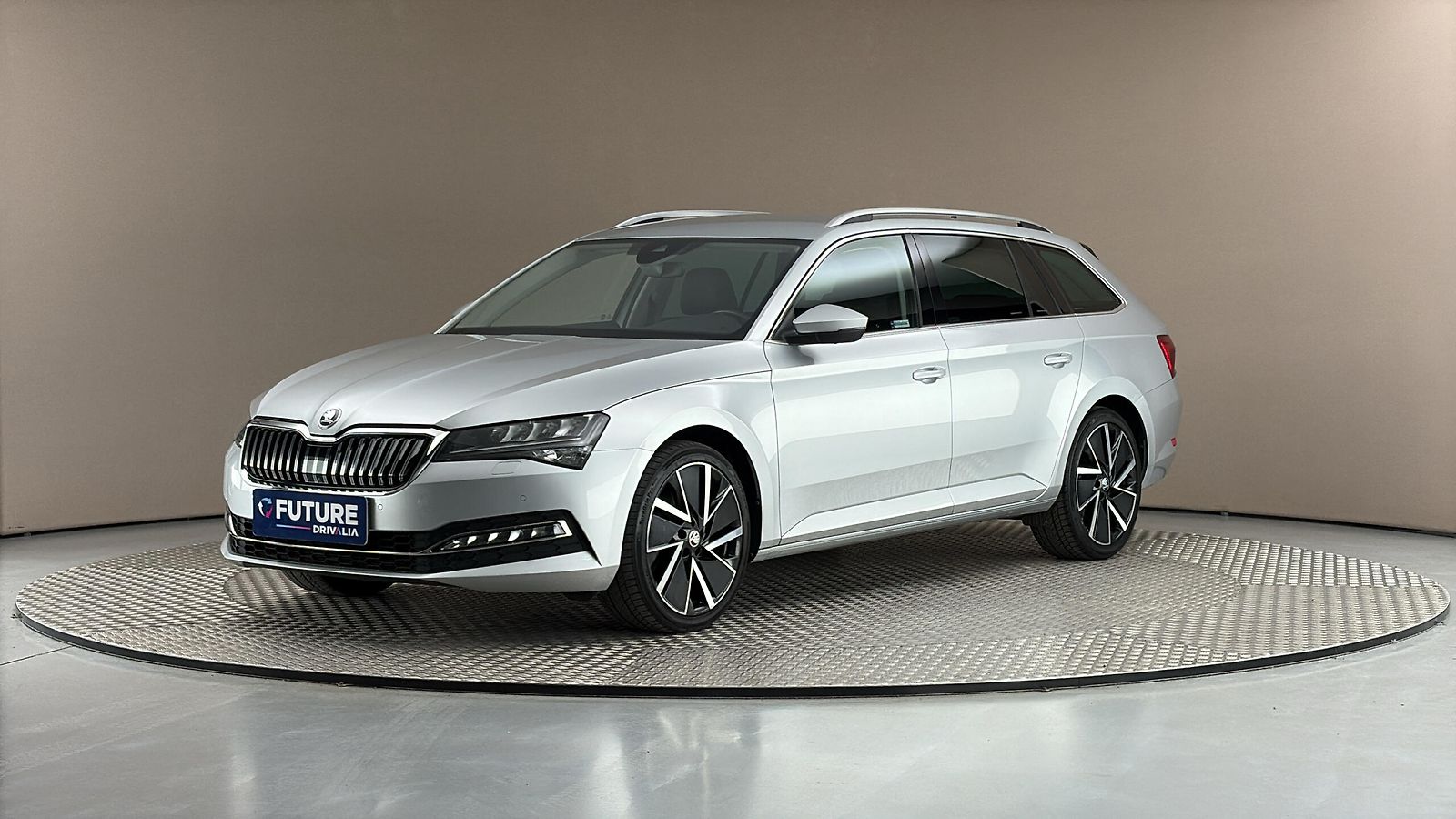 Škoda Superb 2.0 TSI DSG Style Combi