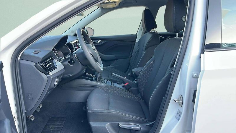 Škoda Kamiq Ambition 1,0 TSI 85kW MT6/6586 - fotka 6 z 24