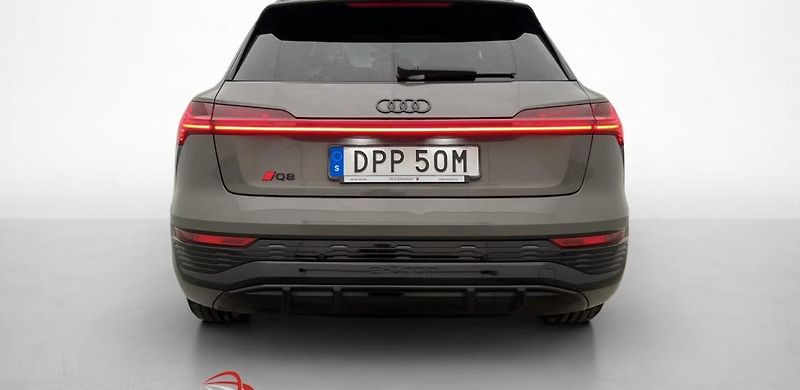 Audi Q8 e-tron 55 Q 360k Pano Matrix 4 zóny   - fotka 6 z 36