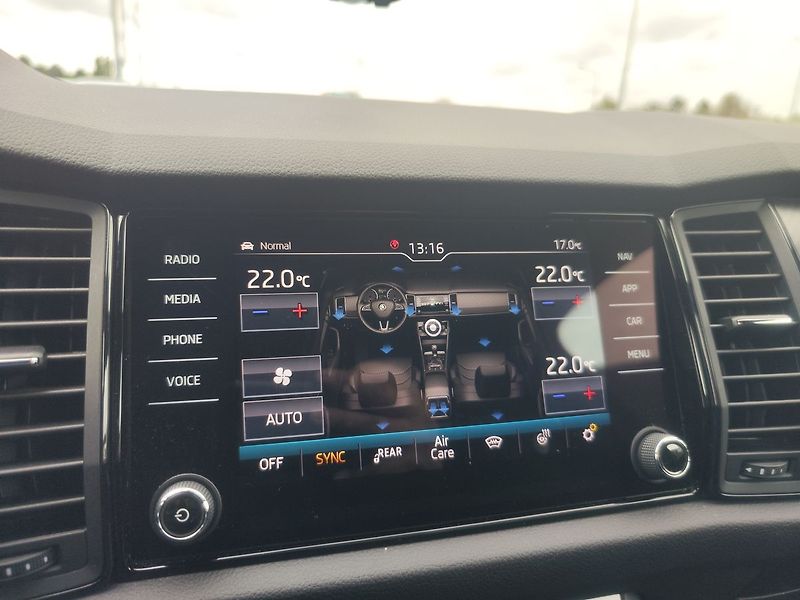 Škoda Kodiaq 2.0 TDI/110kW Sportline 4x4 - fotka 21 z 34