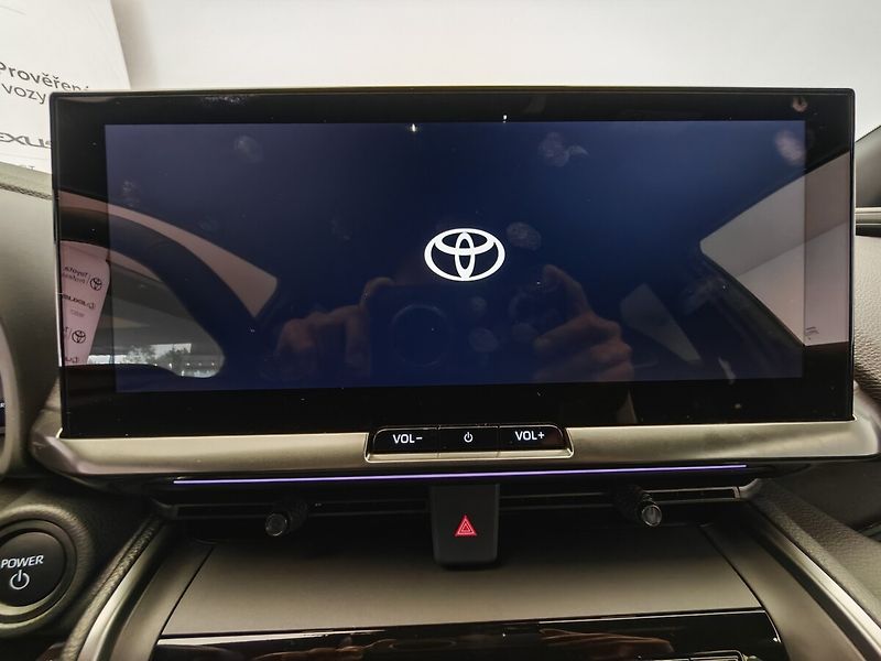 Toyota C-HR 2.0 PHEV GR SPORT - fotka 29 z 39