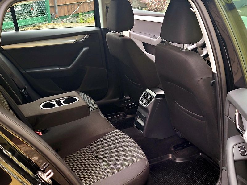 Škoda Octavia 1,4TSi SERV.KNIHA, rozvody     - fotka 24 z 48
