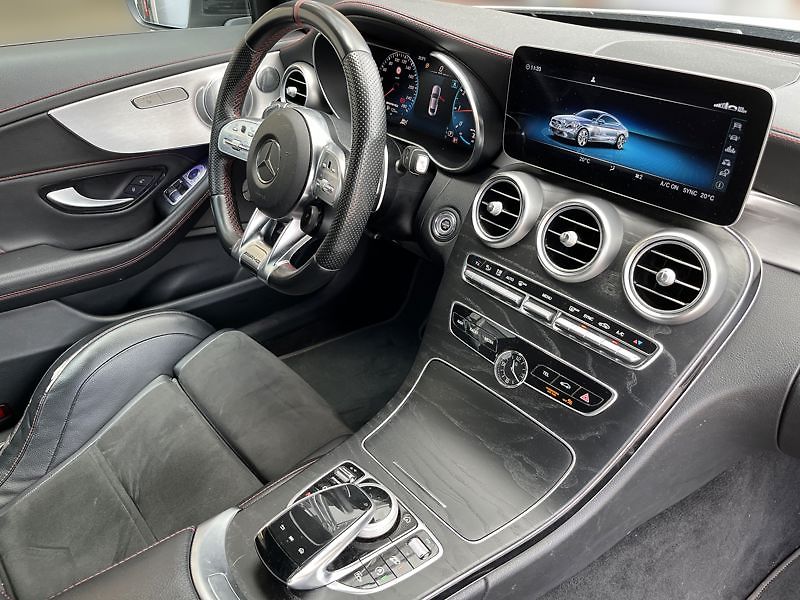 Mercedes-Benz Třídy C C-Třída Mercedes-AMG 43 4MATIC - fotka 20 z 21