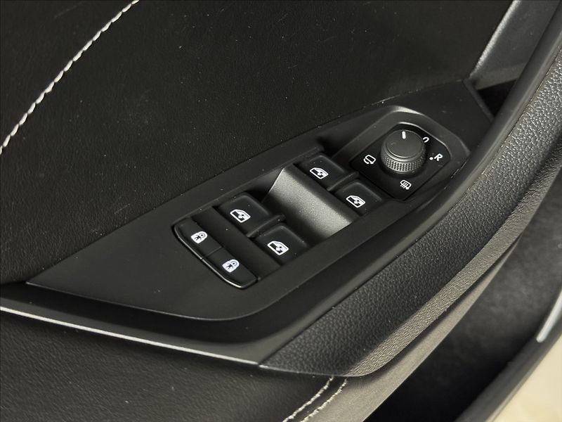 Škoda Kodiaq 2,0 TDi  DSG 4x4 Tour Assist K - fotka 17 z 48