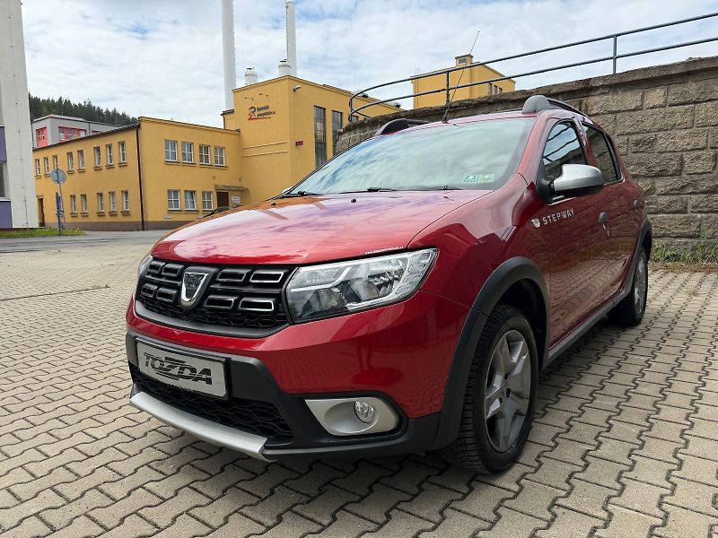 Dacia Sandero 0,9 TCe Stepway  - fotka 1 z 20