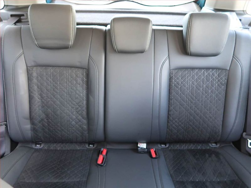 Suzuki Vitara (2024) Elegance 1.4 BoosterJet - fotka 10 z 17