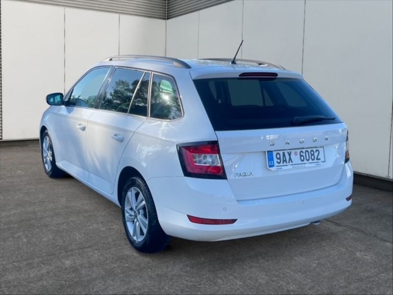 Škoda Fabia 1,0 TSI 70 Ambition - fotka 4 z 11