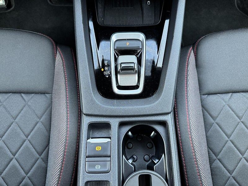 Škoda Octavia (2025) RS 2.0TSi DSG LED Webasto Pano - fotka 10 z 50