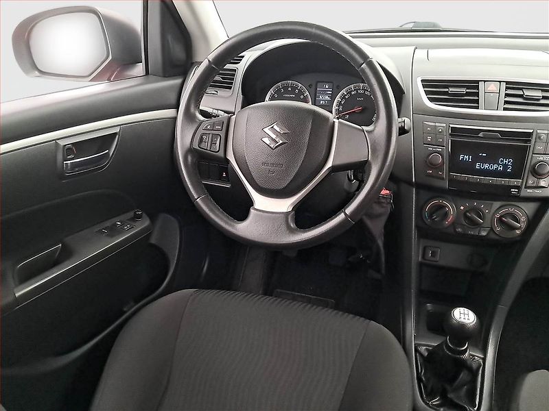 Suzuki Swift (2012) 1.2, ČR,1.maj, Serv.kniha - fotka 7 z 16