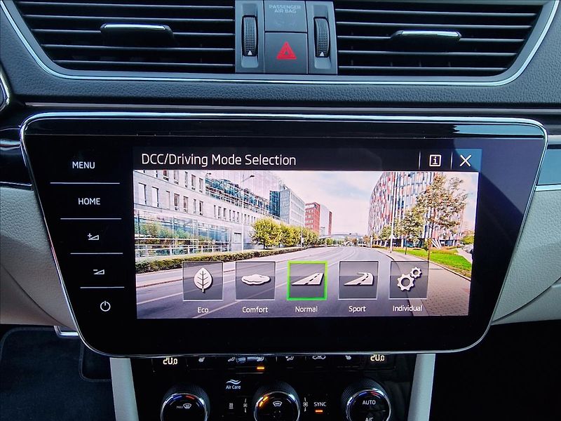Škoda Superb 2.0TDI 140kW DSG 4x4 L&K ,ČR - fotka 29 z 50