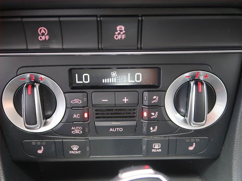 Audi Q3 (2012) 2.0 TDI, 4X4, Automat - fotka 17 z 19