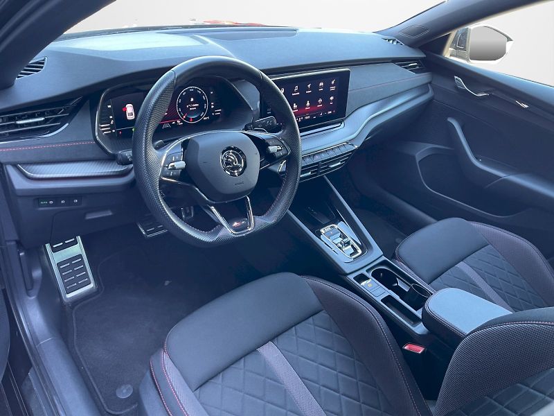 Škoda Octavia (2023) 2.0 TDI 147kW DSG 4x4 RS - fotka 5 z 35