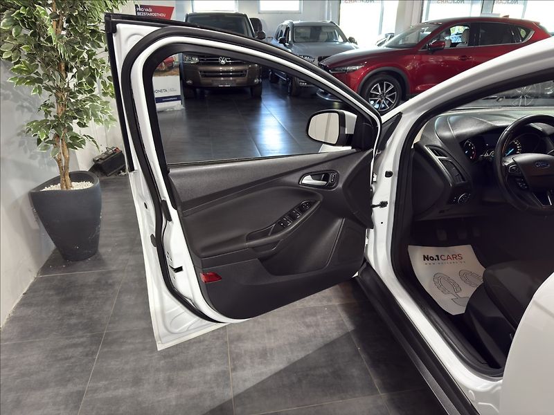 Ford Focus 0,9   EB VÝHŘEV ČIDLA ALU STK - fotka 6 z 27