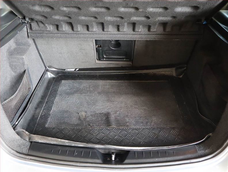 Seat Altea (2005) 1.9 TDI, po STK, Tažné - fotka 14 z 16