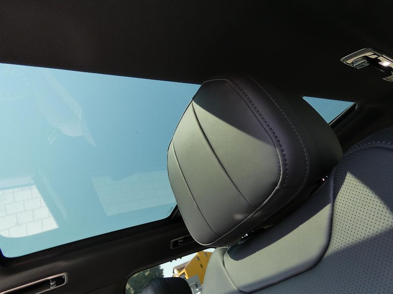 Land Rover Range Rover Sport (2026) 3,0 Dynamic SE D250 - fotka 10 z 37