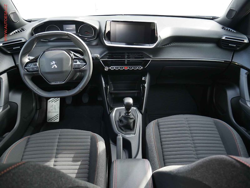 Peugeot 2008 (2023) 1.2PT, 1.maj,ČR, Active, LED - fotka 8 z 16