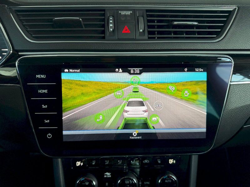 Škoda Superb (2021) Laurin & Klement 2.0 TDI / 147 - fotka 16 z 31