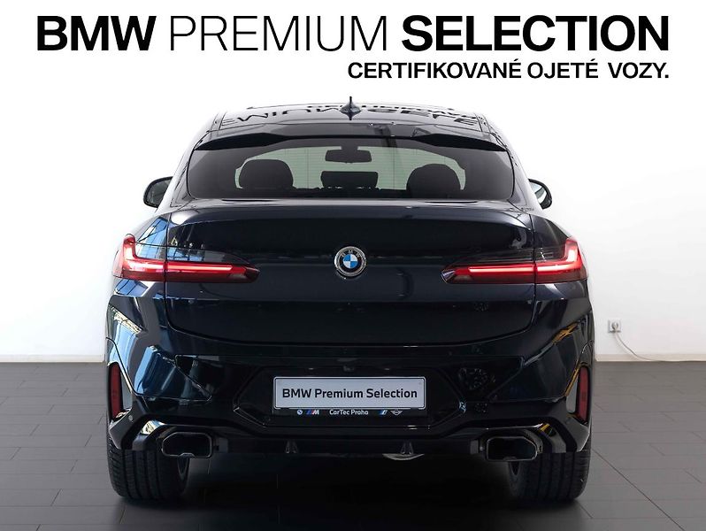 BMW X4 M40d - fotka 4 z 24