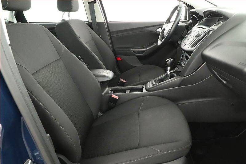 Ford Focus (2016) 1.5 TDCi, Serv.kniha, Tempomat - fotka 7 z 12