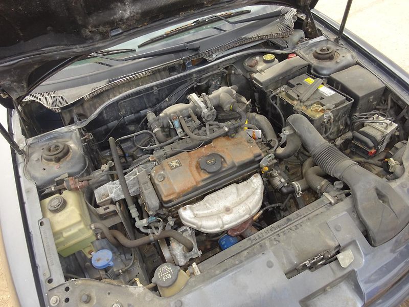 Peugeot 306 (2000) cabrio - fotka 9 z 16