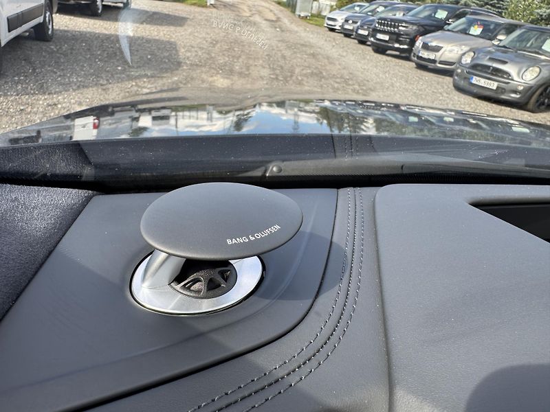 Audi SQ7 SQ7,373kw,7míst,ČR-1.maj. - fotka 45 z 51
