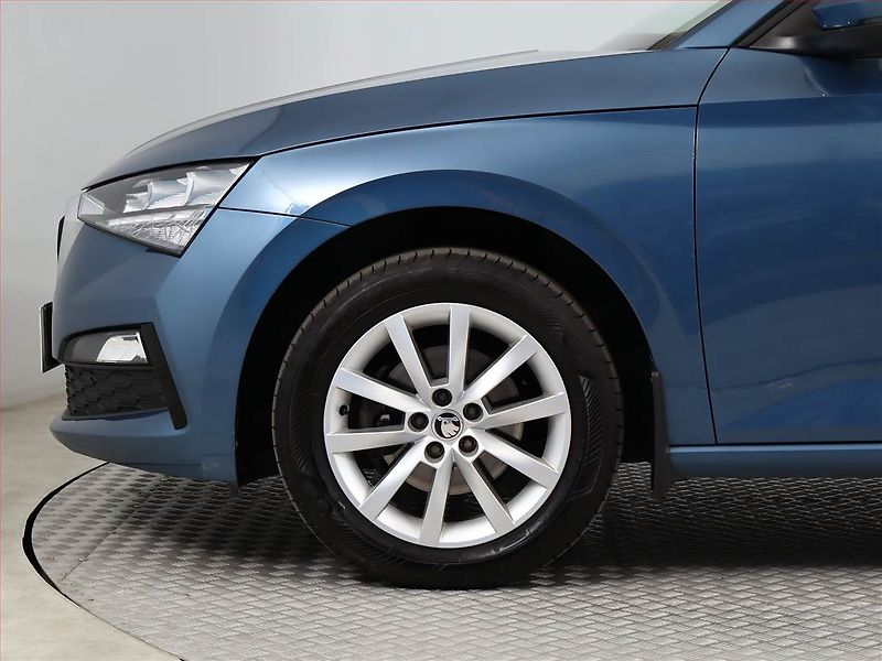 Škoda Scala (2021) Ambition 1.5 TSI, ČR,1.maj - fotka 12 z 18
