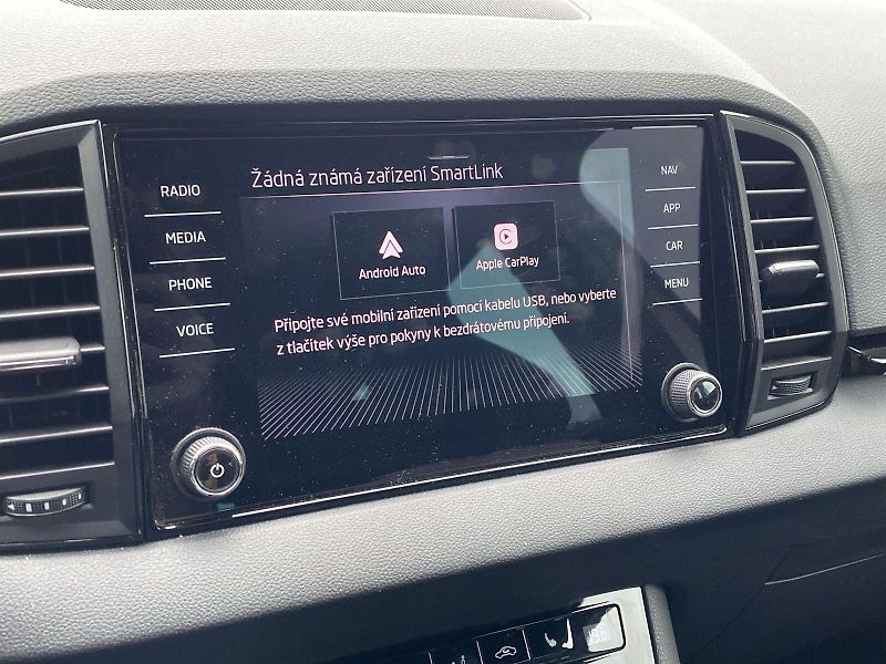 Škoda Karoq (2025) 1.5 TSI DSG Sportline - fotka 15 z 45