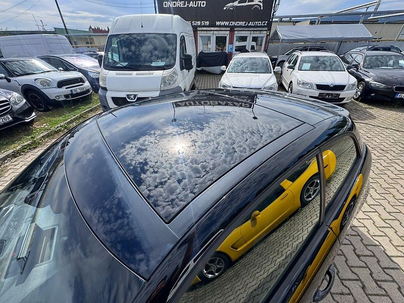 Audi A1 (2011) 1,2 TFSI 63 KW NOVÁ SPOJKA STK - fotka 21 z 50