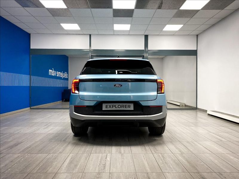 Ford Explorer (2024) 0,1 77 kWh RWD - fotka 4 z 17