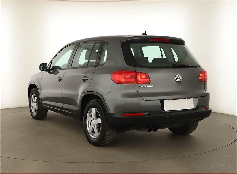 Volkswagen Tiguan (2012) 1.4 TSI, Tempomat - fotka 4 z 12