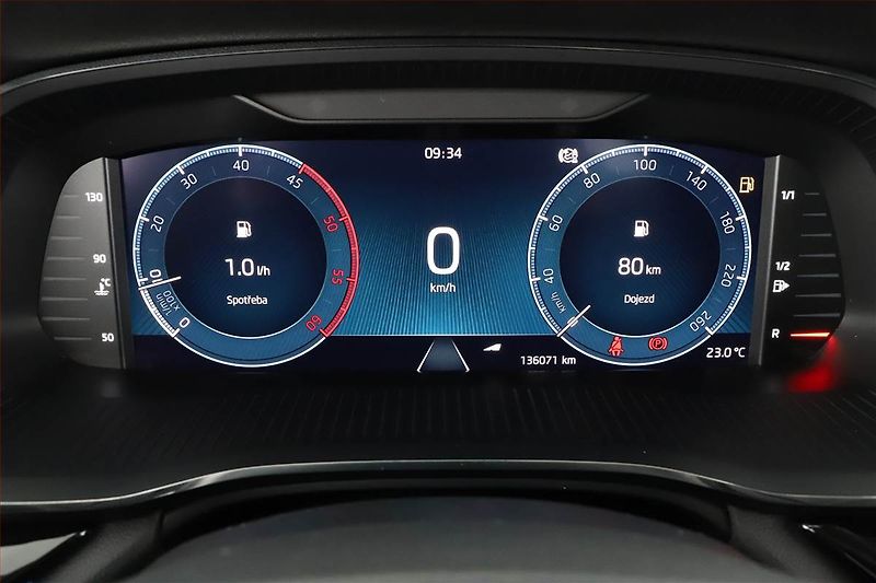 Škoda Octavia (2022) 2.0 TDI, Tempomat - fotka 7 z 19