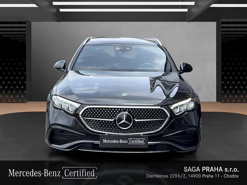 Mercedes-Benz Třídy E E-Třída 220 d 4MATIC kombi - fotka 8 z 18