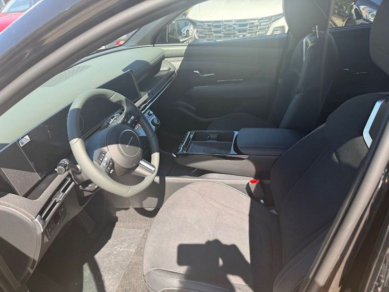 Hyundai Tucson 25 1,6 T-GDI PHEV 2WD AT 20 YE - fotka 8 z 9