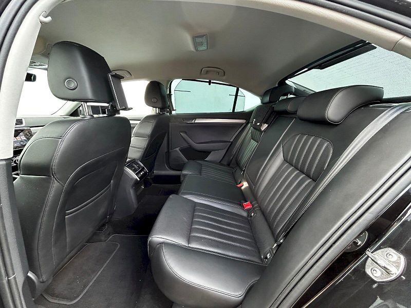 Škoda Superb (2018) 1.5 TSI 110kW ACT DSG Style+ - fotka 29 z 35