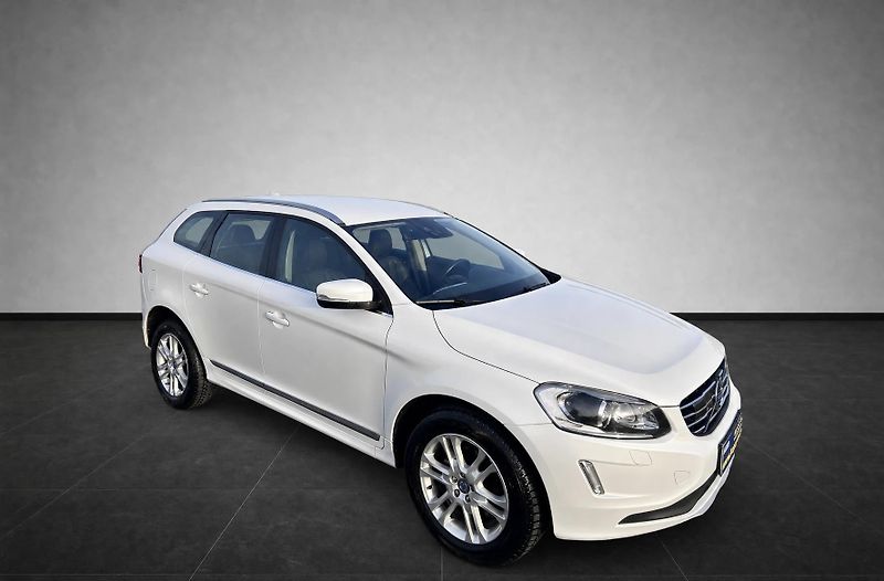 Volvo XC60 2.4 D5 Summum Polestar AWD  - fotka 5 z 33