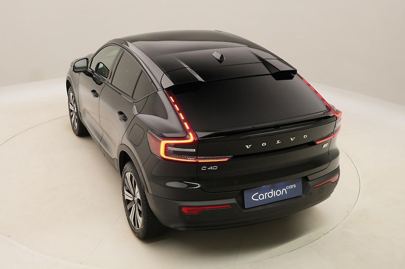 Volvo C40 PURE ELECTRIC TWIN ENGINE PLUS - fotka 17 z 57