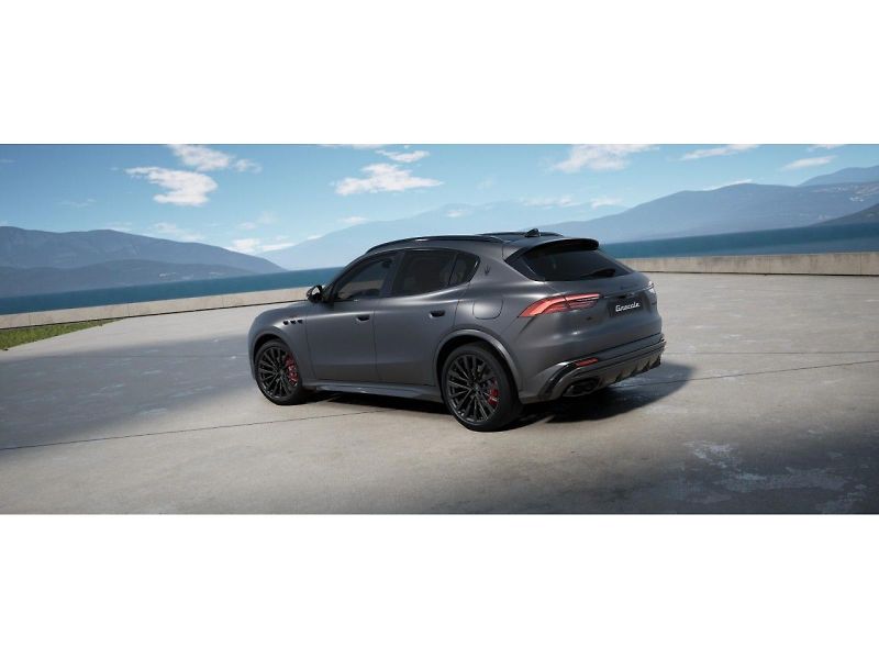 Maserati Grecale (2026) 3.0 V6 Bi-Turbo Q4 (4x4) 530k - fotka 2 z 6