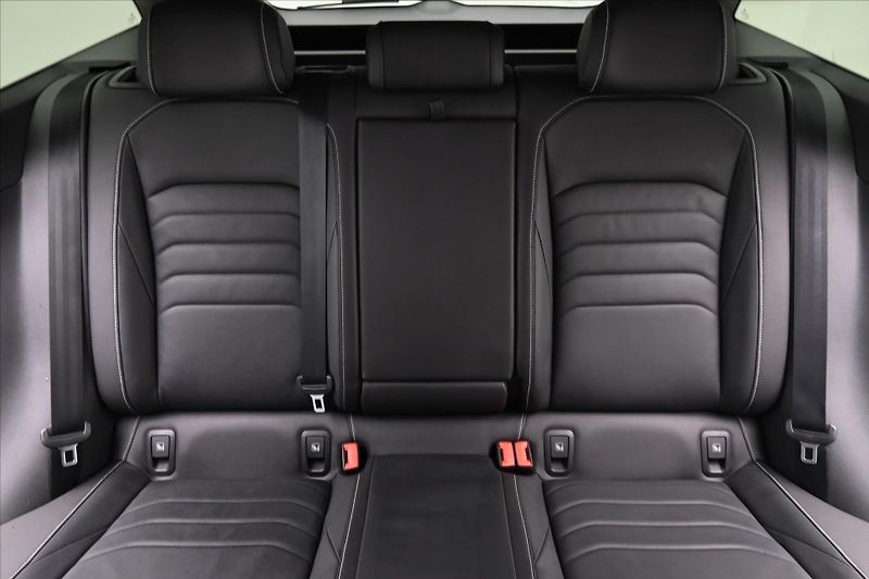 Volkswagen Arteon Shooting Brake 2,0 TDI 110 kW Elegance Záruka - fotka 28 z 32
