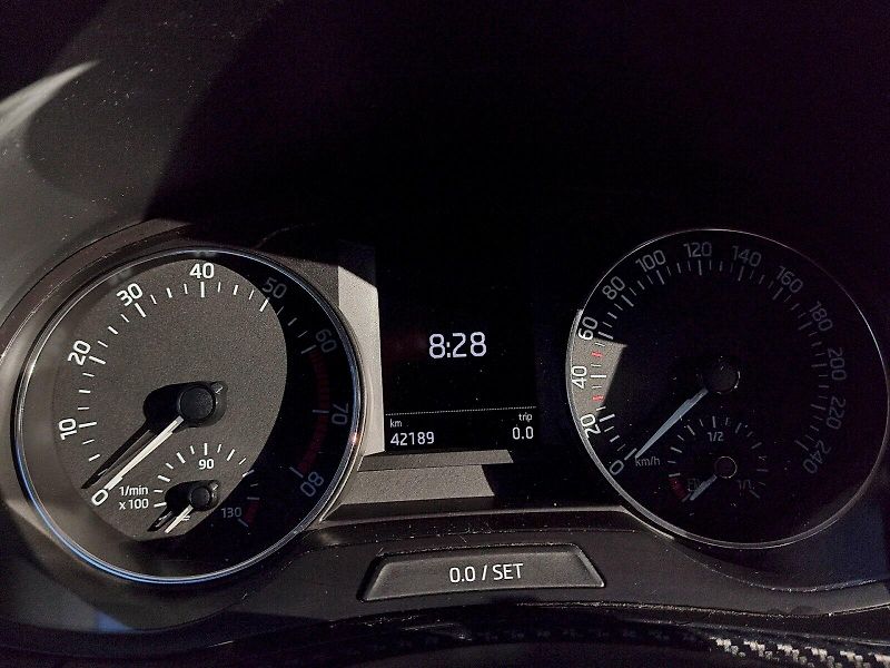 Škoda Fabia (2015) Ambition 1,0 Tsi 81 Kw - fotka 7 z 28