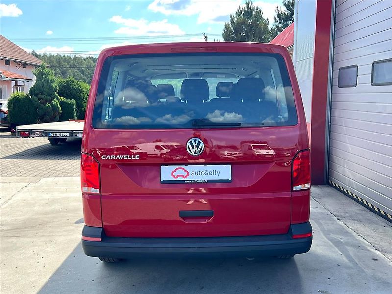 Volkswagen Caravelle 2,0 TDI 6.1 SWB TRENDLINE - fotka 4 z 24